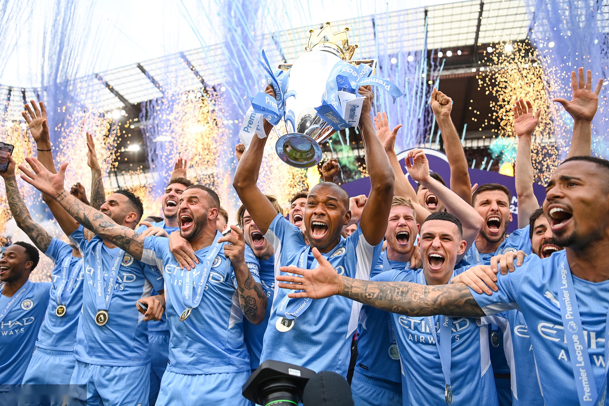 来形容U 来形容U